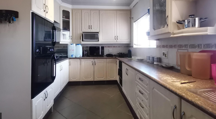 4 Bedroom Property for Sale in Buffalo Flats Eastern Cape